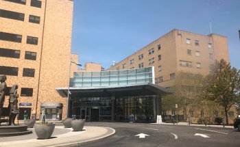 St. Joseph's University Medical Center