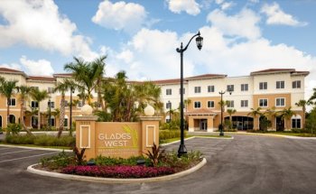 Glades West Rehabilitation & Nursing Center