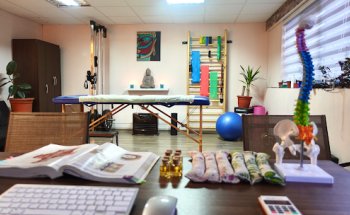 Eyoukine Masaje Terapéutico & Kinesiología Integral