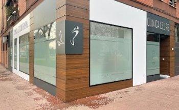 Clínica del pie y Fisioterapia (Sonia González y Adrián Parras)