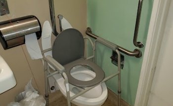 West Covina Healthcare Center