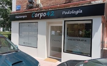Corpo42 fisioterapia y podologia