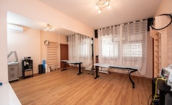 Fisiolistica 2000 - Polistudio Sanitario (fisioterapia, posturologia, osteopatia, logopedia, ostetricia, tnpee)