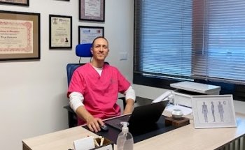 Dott. Luigi Casarano - Osteopata, Fisioterapista e Posturologo