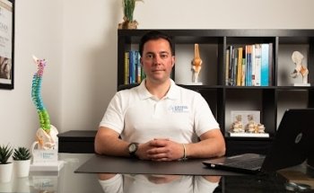 Dott. Edoardo Bossi Fisioterapista e Osteopata