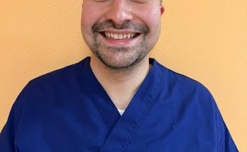 Dott. Riccardo Libro De Francesco - Fisioterapia e Riabilitazione