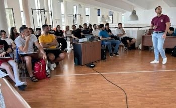 Dott. Simone Ghezzi Fisioterapista OMPT