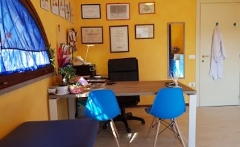 FISIOTERAPIA SPECIALISTICA MANO STRUGARI LIVIA