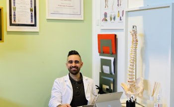 Dott. Matteo Orsolini Podologo/Fisioterapista - Osteopata; Specializzato in Biomeccanica della deambulazione