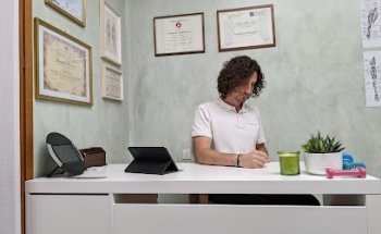 Dott. Antongiulio Vernacchio fisioterapista