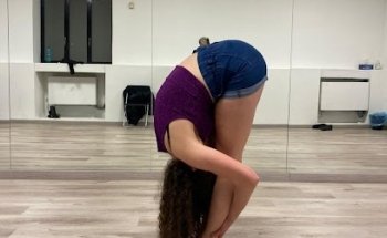 Maraia Enea. Fisioterapista ed osteopata specializzato nel trattamento dell'ernia discale.