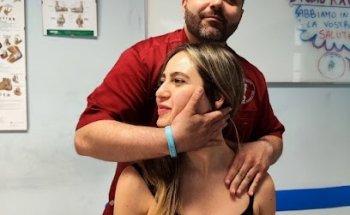 Dott. Emiliano Raciti Fisioterapista,osteopata e chiropratico