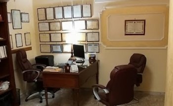 Dr.Giuseppe Manzi-Dottore in Fisioterapia-Terapia Manuale-D.O.Osteopata M.R.o.i.-Terapia Miofunzionale