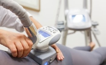 Dr. Giorgio Corona - Fisiatra, Centro Fisioterapico, Onde d'urto, Massoterapia, Tecar, Estetica