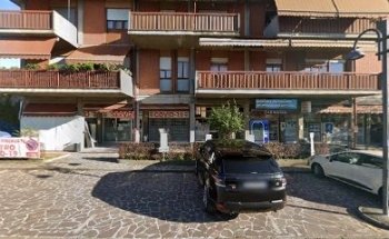 Doctors & Health Centers