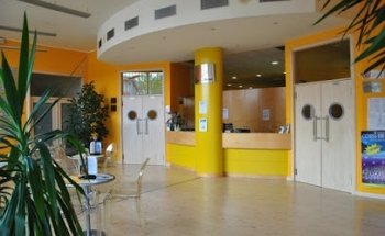 StarBene Centro di Fisioterapia, ambulatori Medici, Palestra