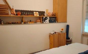 Amici Alessandro centro Massaggi e Terapie manuali