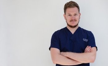 Emanuele Aversano Osteopata