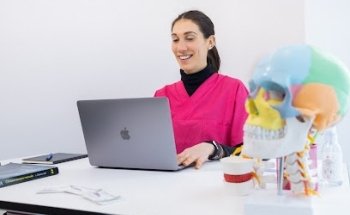 Osteopata Asnaghi Francesca DO mROI