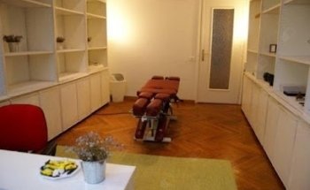 Dott. Lawrence Gene Lee, Chiropratico