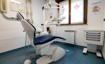 Ambulatorio Dentistico Mascagni - Centro Specialistico