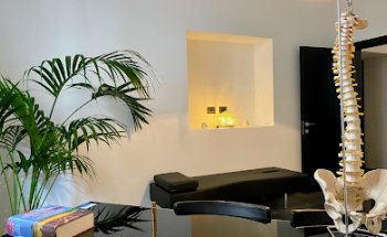 Om Sagro Chiropratica