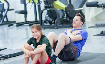 Re-Play Hasselt - Kinesitherapie, Osteopathie & Groepslessen in Tenkie Park