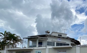 Clínica Évelin Carvalho * Especializada em Fisioterapia, Quiropraxia, Tratamento Escoliose, RPG, Pilates. Hidropilates, Hidroginástica, Yoga, Massagem Terapeutica, Auriculoterapia, Liberação Mifascial... Atendimento de Urgência