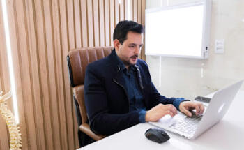Quirocenter - Chiropractic, Acupuncture and Microfisioterapia