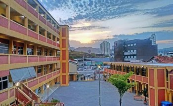 FAVI - Associação Vitoriana de Ensino Superior