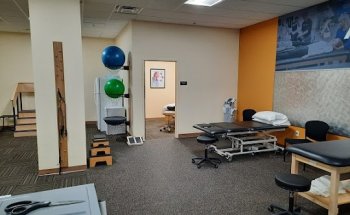 Athletico Physical Therapy - Cincinnati (University Square)