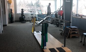 UCHealth Physical Therapy and Rehabilitation Clinic - Grandview