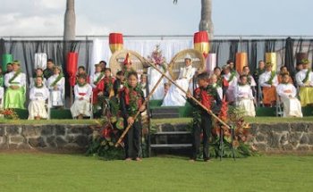 King Physical Therapy Services/Pauoa Elementary School 1995/1996 May Monarchy King of an Island w/Mrs. Dupree