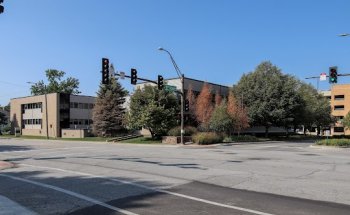 McFarland Clinic - Medical Arts Building Office