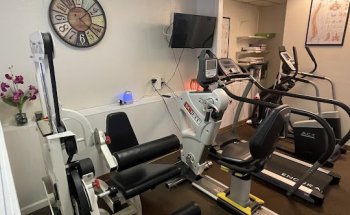 AAZ PHYSICAL THERAPY