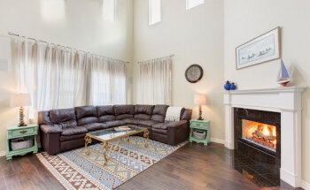 Present Moments Recovery