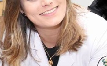 Cassia dos Santos - Fisioterapeuta