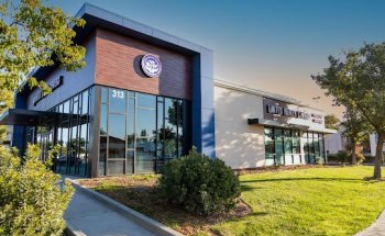 United Health Centers - Clovis Shaw