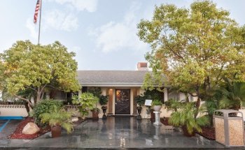 La Mesa Healthcare Center