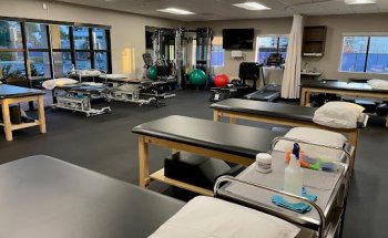 California Rehabilitation and Sports Therapy - Fountain Valley, Warner Ave
