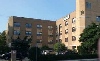 Townhouse Center for Rehabilitation & Nursing