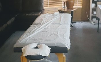 RELAX MOBILE MASSAGE & ASTR SPECIALTY