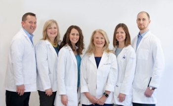 Hand and Upper Body Rehabilitation Center