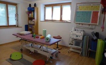 Mrs. Evi Coldesina Physikalische Therapien