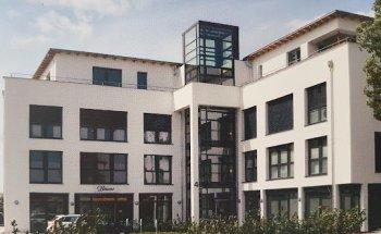 Krankengymnastik im Prisma