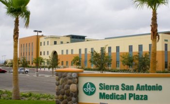 Sierra San Antonio Medical Plaza