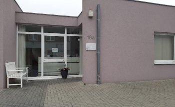 Frau Jennifer Schindeldecker