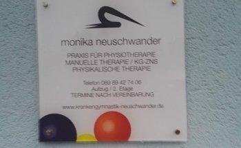 Frau Monika Neuschwander Physiotherapiepraxis