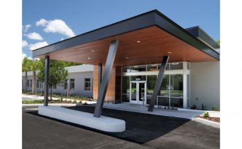 UF Health Center for Movement Disorders and Neurorestoration