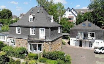 Villa Nonnenbusch - Gemeinschaftspraxis Dr. S. Authorsen / Dr. P. Reek